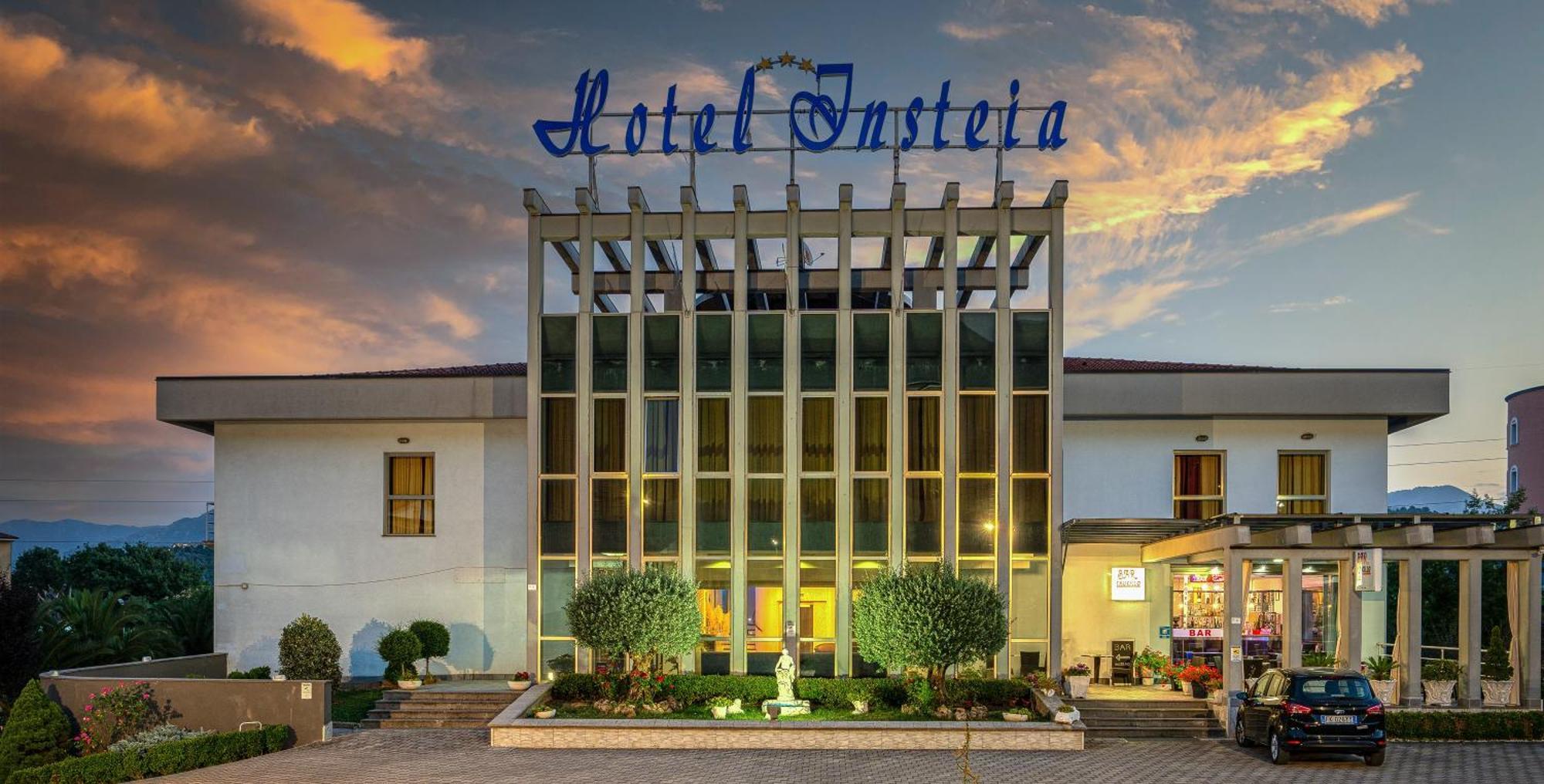 Hotel Insteia Полла Экстерьер фото