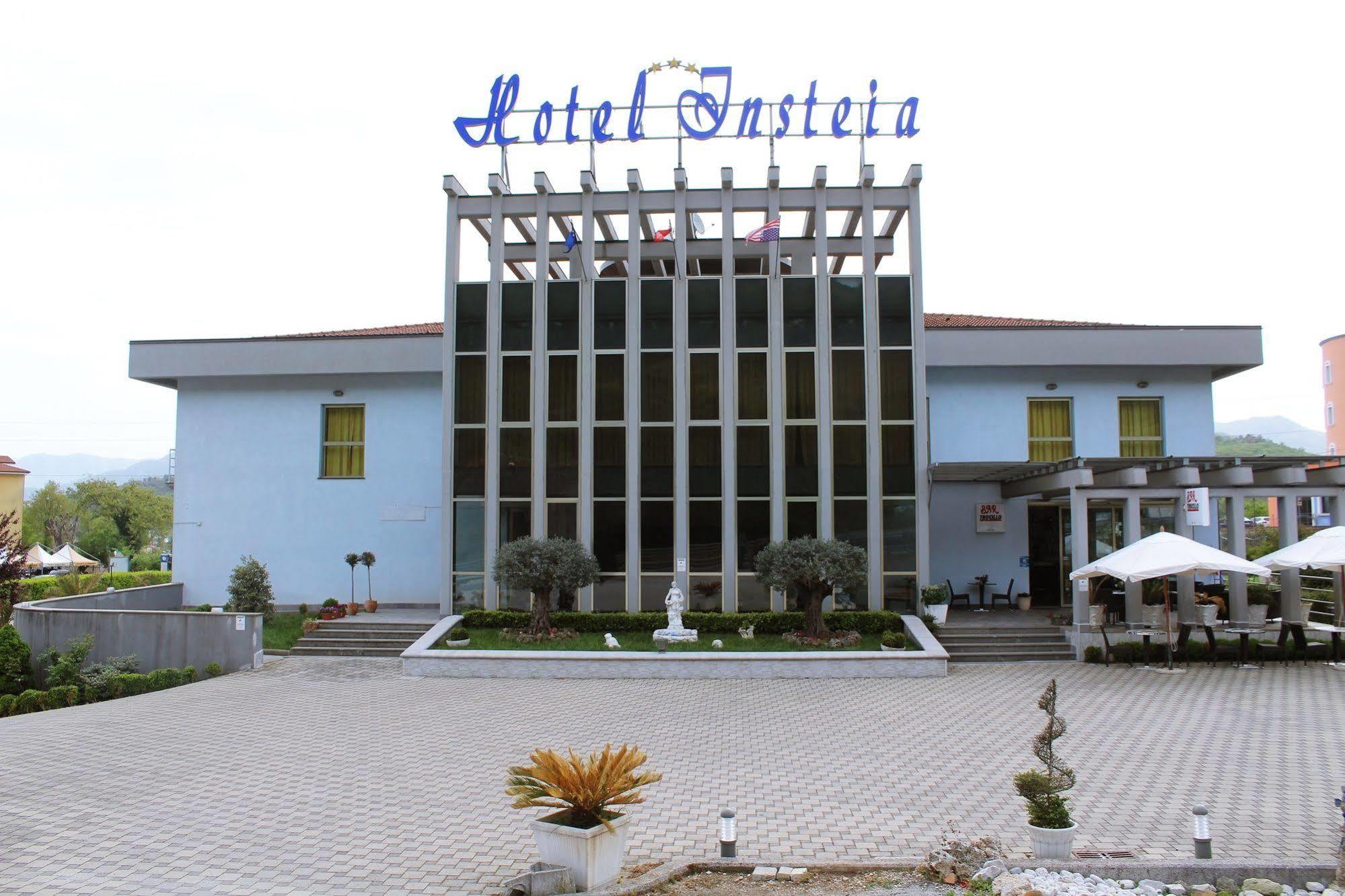 Hotel Insteia Полла Экстерьер фото